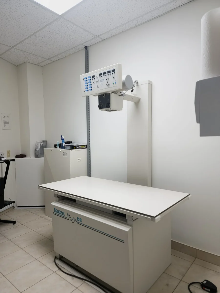 Broadway Animal Hospital Facility - Image 13